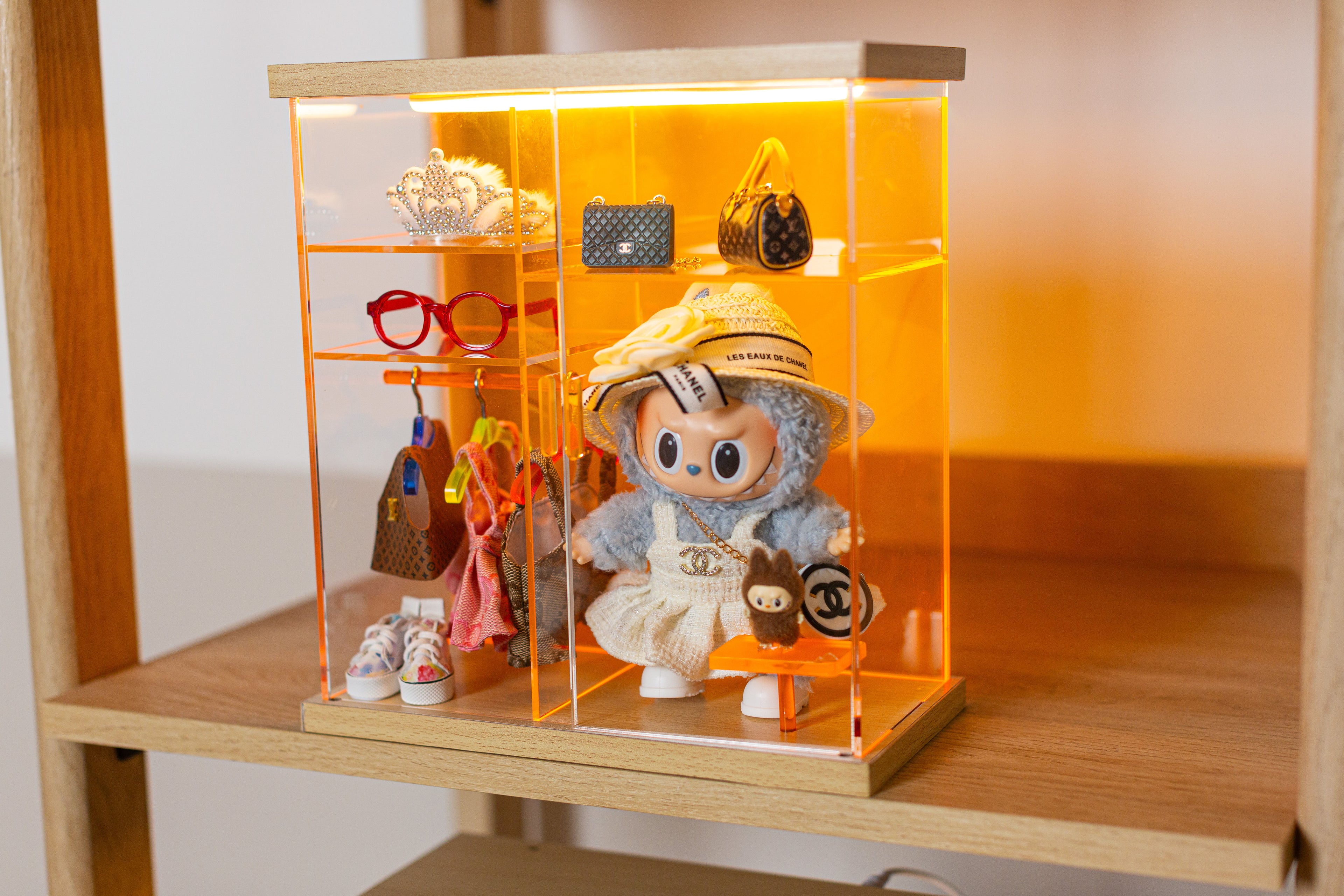 Bravik Illumina Closet Box- Orange