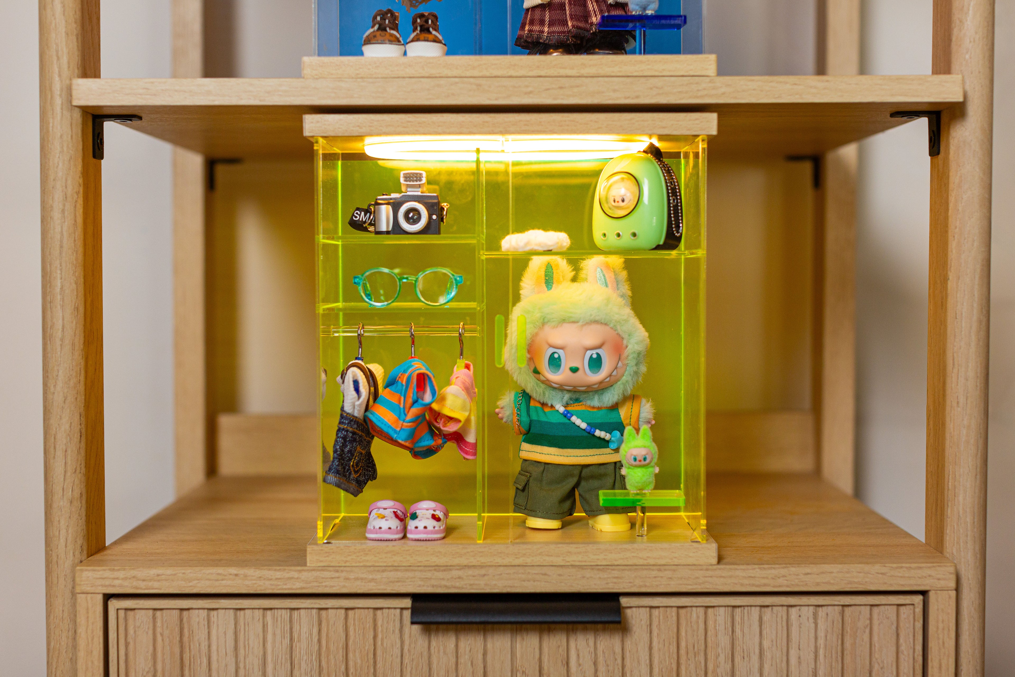Bravik Illumina Closet Box- Yellow